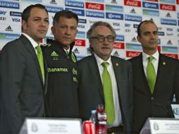 Osorio toma el gran reto de dirigir a México. TWITTER / @miseleccionmx