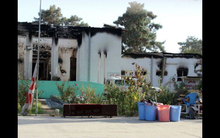 El ataque al hospital de traumatología de MSF en Afganistán durante un combate a talibanes provocó la muerte de 22 personas. AP / ARCHIVO