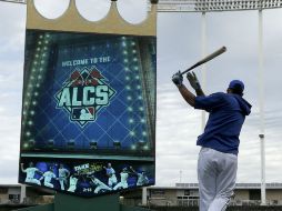 Toronto inicia su serie de campeonato de la Liga Americana en Kansas City el viernes. AP / C. Riedel