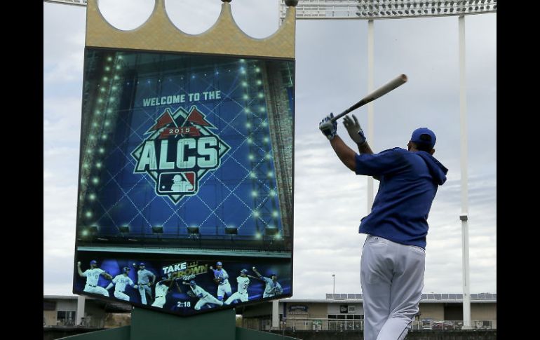 Toronto inicia su serie de campeonato de la Liga Americana en Kansas City el viernes. AP / C. Riedel