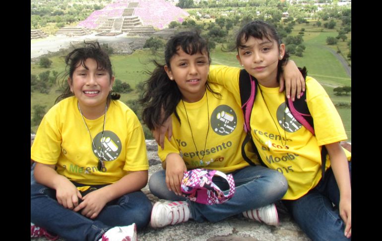 Las tres niñas viajarán a Japón a conocer los robots que viajarán a la luna. ESPECIAL / moonbots.org