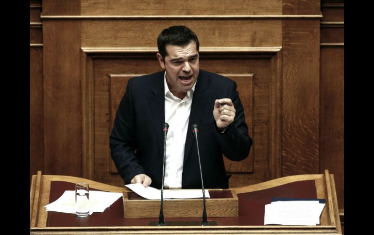 Alexis Tsipras afirma que este paquete no incluye ninguna medida desconocida, y que cuando se firmó en agosto le dieron luz verde. AP / Y. Karahalis