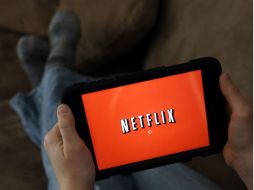 La investigación reveló que poco más de la tercera parte de adolescentes ve películas en Netflix. AP / ARCHIVO