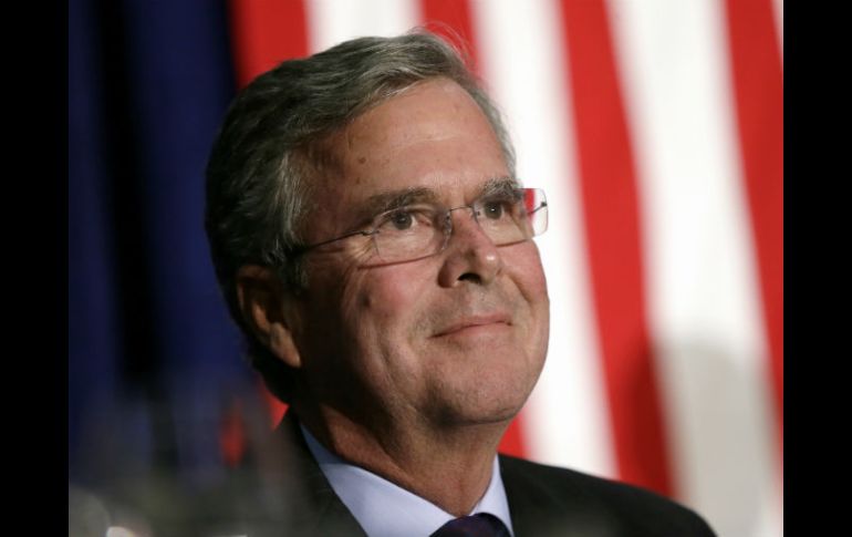 Jeb Bush calificó de ''patético'' criticar a su hermano por los atentados del 11-S. AP / ARCHIVO