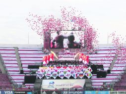 Ceremonia de inauguración del Campeonato Mundial de Futbol Sub-17 Chile 2015, ayer en el Estadio Nacional de Santiago. EFE /