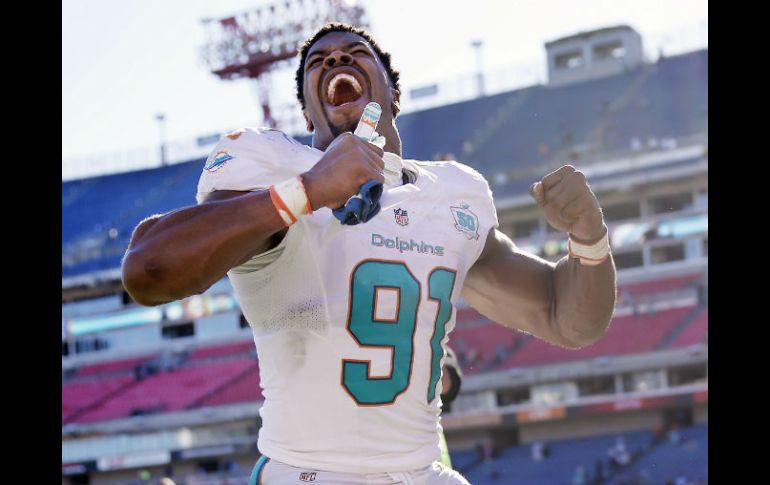 Cameron Wake logró sus primeras cuatro capturas en la temporada y obligó a dos balones sueltos. AP / W. Kenney