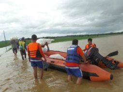 La lentitud con la que se traslada la tormenta convierte a 'Koppu' en un peligroso tifón. EFE / Paf-Pio