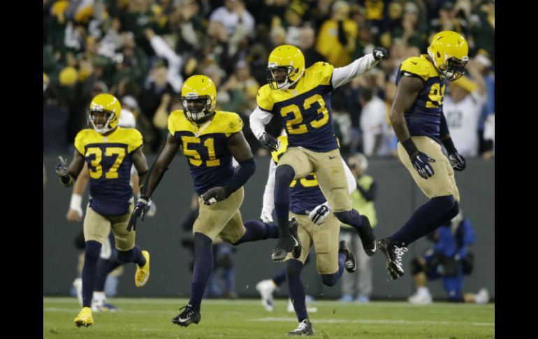 Green Bay (6-0) sobrevivió a su mayor susto del año y siguió invicto. AP / J. Phelps