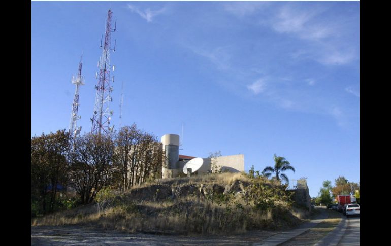 El CNAF indica los servicios de radiocomunicaciones a los que se encuentra atribuida una determinada banda de frecuencias. EL INFORMADOR / ARCHIVO