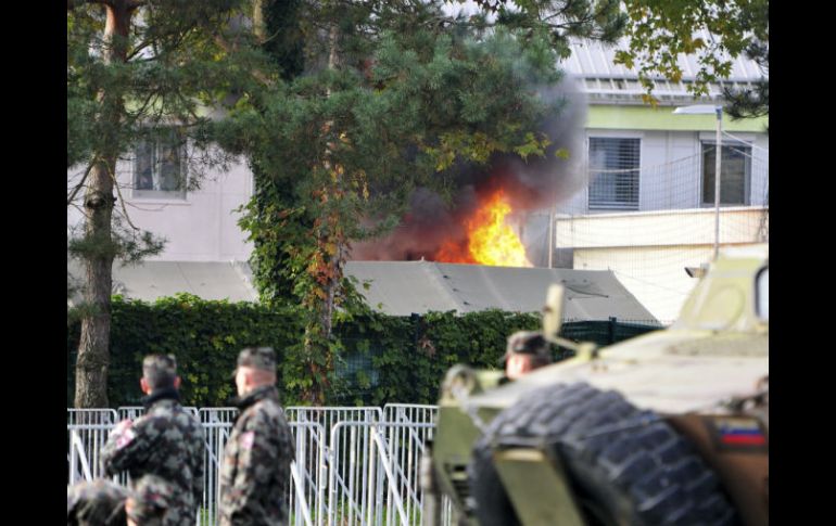 La causa de fuego en el campo de Brezice se desconoce; autoridades esperan el informe de la policía. EFE / I. Kupijenik