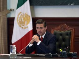 Peña Nieto y su equipo analizaron la información que se tiene sobre la fuerza y trayectoria del huracán. NTX / ESPECIAL