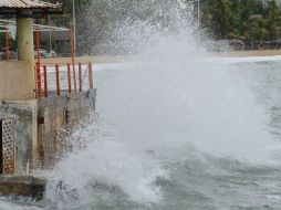 Se espera un oleaje de hasta 12 metros en las comunidades de Jalisco y Colima. NTX / A. Covarrubias