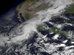 El huracán ''Patricia'' es considerado el más fuerte de la historia, amenaza con originar importantes catástrofes. EFE / Especial