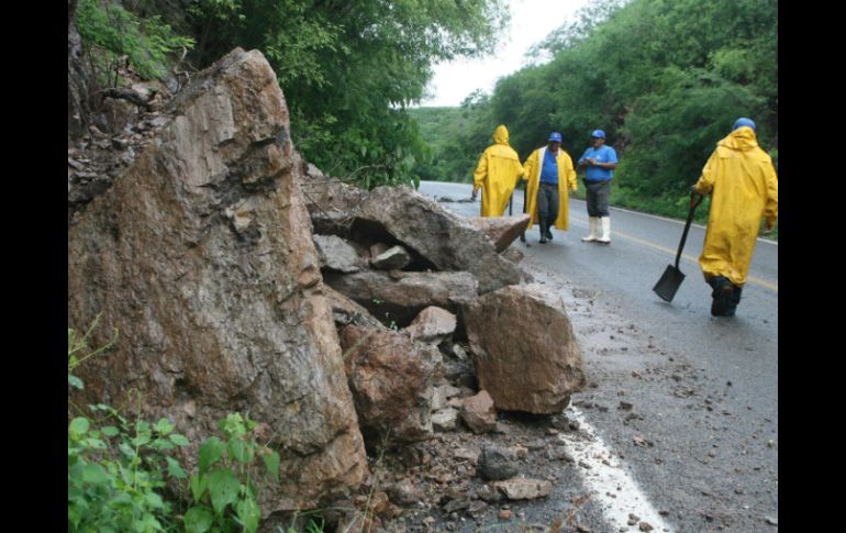 Desde las 14:00 horas, Michoacán empezó a resentir los mayores efectos del fenómeno meteorológico. EL INFORMADOR / ARCHIVO