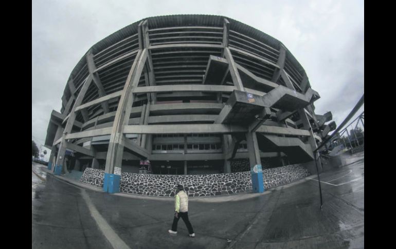 El huracán 'Patricia' provocó que las autoridades decidieran aplazar el Clásico. Aquí, una estampa del Estadio Jalisco la tarde de ayer EL INFORMADOR / R. Tamayo