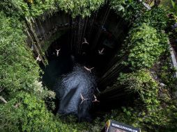 Señalan que cada cenote es distinto y único, por lo tanto, requieren cuidar de todos de manera muy especial. EFE / ARCHIVO