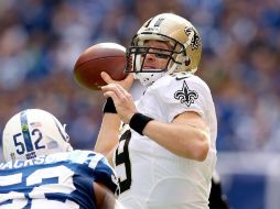 Drew Brees aportó 255 yardas y un touchdown mediante sus envíos. AFP /  A. Lyons