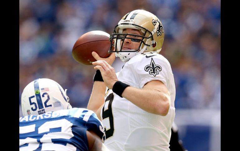 Drew Brees aportó 255 yardas y un touchdown mediante sus envíos. AFP /  A. Lyons