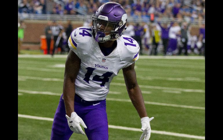 El novato de los Vikingos, Stefon Diggs, logró seis recepciones para 108 yardas, incluido un touchdown. AFP / D. Reginek