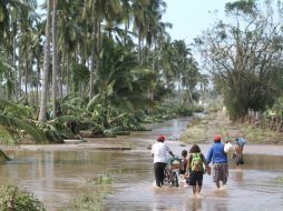 El huracán 'Patricia' provocó daños en viviendas de la Costa de Jalisco. EFE / U. Ruiz