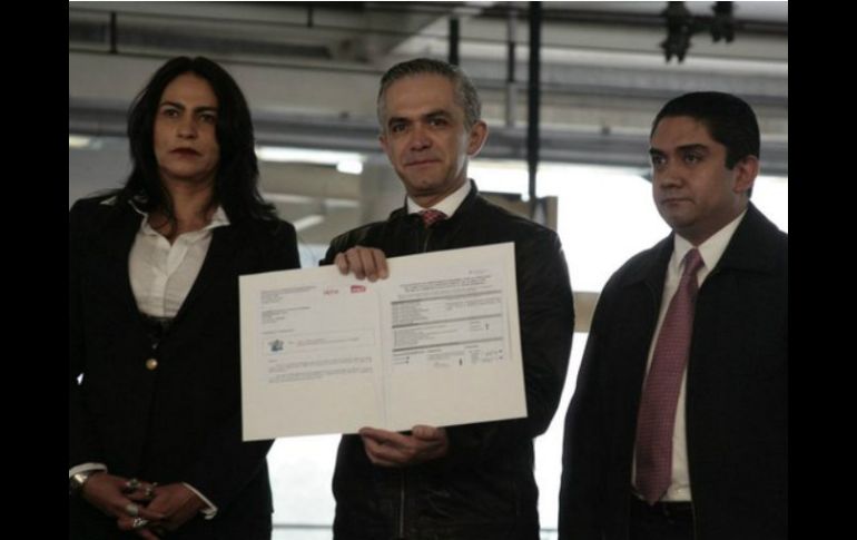 Miguel Ángel Mancera comunica que la totalidad de la Línea 12 del Metro operará en el mes de noviembre. TWITTER / @ManceraMiguelMX