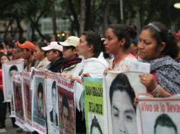 Padres de los 43 normalistas protestaron el pasado lunes en la Ciudad de México. EFE / ARCHIVO