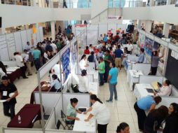 Son 36 las empresas que participan en la Feria del Empleo en Puerto Vallarta. TWITTER / @hecpizano