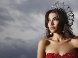 Wendolly Esparza Delgadillo representará al país en Miss Universo 2015. TWITTER / @OficialNBMexico