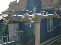 El ómbudsman señala que la población afectada por el agua contaminada debe recibir tratamiento médico gratuito. EL INFORMADOR / ARCHIVO