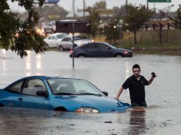 Se han registrado calles inundadas y pantanos desbordados. AP / R. González