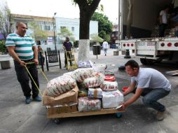 Las cinco toneladas de ayuda recolectadas por la Cruz Roja se traducen en cuatro mil despensas. NTX / ARCHIVO
