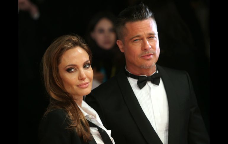 Pitt admite que sintió mucho miedo cuando se enteró que Angelina tenía cáncer de ovario en su etapa inicial. AP / ARCHIVO