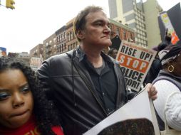 Tarantino acudió a una marcha contra la brutalidad en la que dijo estar del lado de las víctimas. AP / ARCHIVO