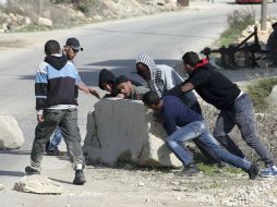 Netanyahu declara la guerra a disidentes tras la muerte de un israelí que murió en accidente vehicular tras ser apedreado. EFE / A. A. Hashlamoun