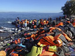 Sólo en octubre, la OIM contó la muerte de 398 migrantes en todas las rutas marítimas a Europa. EFE / S. Balaskas