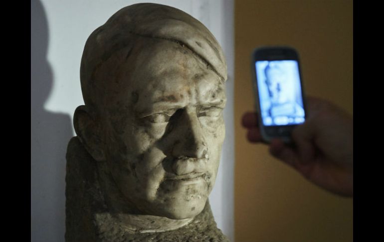 El busto será limpiado e inventariado. No se sabe aún si será expuesto. AFP / A. Warzawa