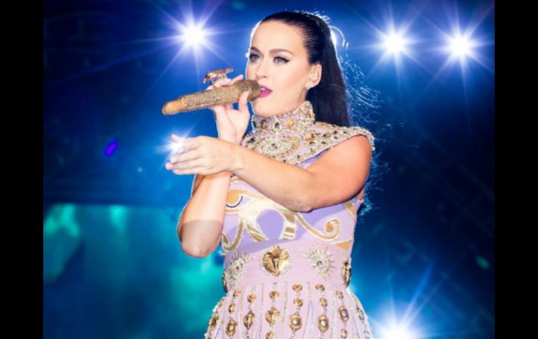 Perry ganó 135 MDD durante este año convirtiéndose en la artista musical femenina con mayor recaudación. INSTAGRAM / @katyperry