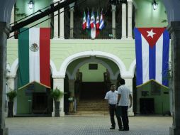 Se espera que los mandatarios den un mensaje a los medios desde el Palacio de Gobierno, el cual estará blindado. EFE / J. Méndez