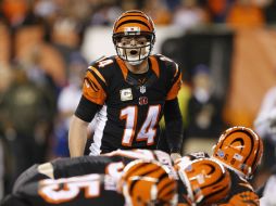 Dalton completó 21 de 27 pases para 234 yardas. AP /  G. Landers