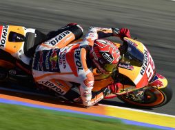 El piloto español del equipo Repsol-Honda, Marc Márquez, durante la segunda sesión de entrenamientos libres. AFP / J. Soriano