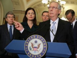 'El Senado aprobó muchas veces a lo largo de los años esta prohibición', dijo Mitch McConnell, líder de la bancada republicana. AFP / C. Somodevilla