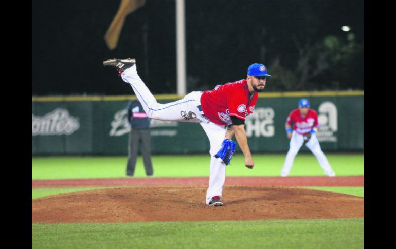 El abridor de los Charros, William Oliver, cargó con la derrota en el partido de ayer ante los Naranjeros. ESPECIAL / CHARROS DE JALISCO