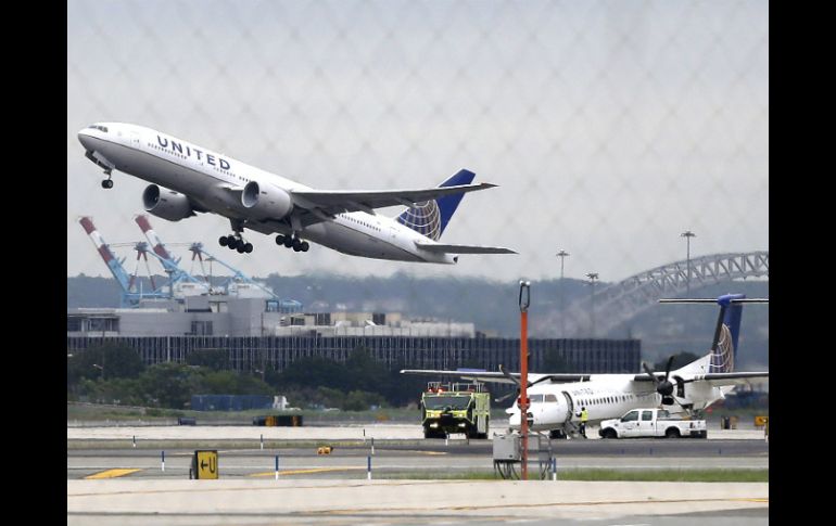 La ICAO ha presionado para el rastreo satelital siempre y cuando otras medidas de seguridad no se vean afectadas. AP / ARCHIVO