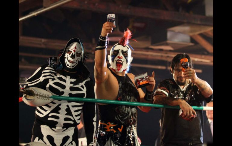 La Parka, Psycho Clown y Cibernético. EL INFORMADOR / ARCHIVO