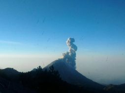 Exhortan a la población a mantenerse informada de la actividad del llamado Volcán de Fuego. TWITTER / @PCJalisco