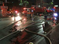 Además de la pipa cinco autos quedaron quemados, así como 19 domicilios con afectaciones menores. NTX / ARCHIVO