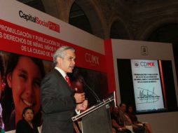 La Ley de los Derechos de Niñas, Niños y Adolescentes de la Ciudad de México entrará en vigor dentro 180 días. TWITTER / @ManceraMiguelMX