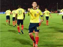 James Rodríguez marcó el gol del empate para los cafeteros. AFP / M. Bernetti