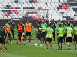 Herrera desea suerte a los jugadores y al nuevo técnico nacional, Juan Carlos Osorio. NTX / I. Hernández