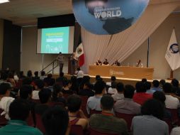 Los jóvenes participantes serán capacitados por un equipo de mentores que les enseñará a construir un modelo de negocios. TWITTER / @Campuspartymx